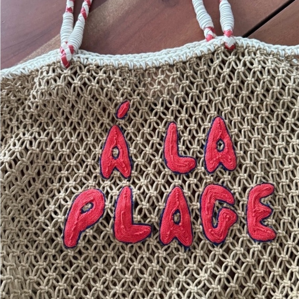 Á La Plage Beige Tote Bag